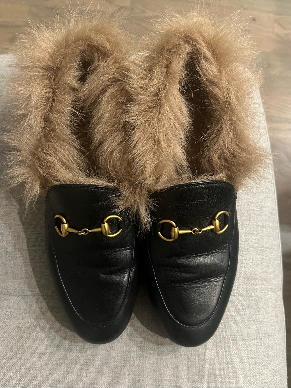 Gucci Leather Fur Lined Jordaan Loafers -Black - Picture 3 of 7